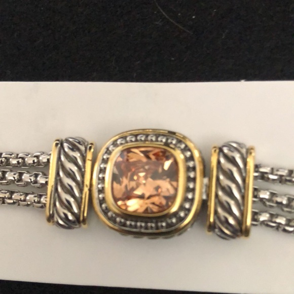 - Bracelet - Picture 8 of 8